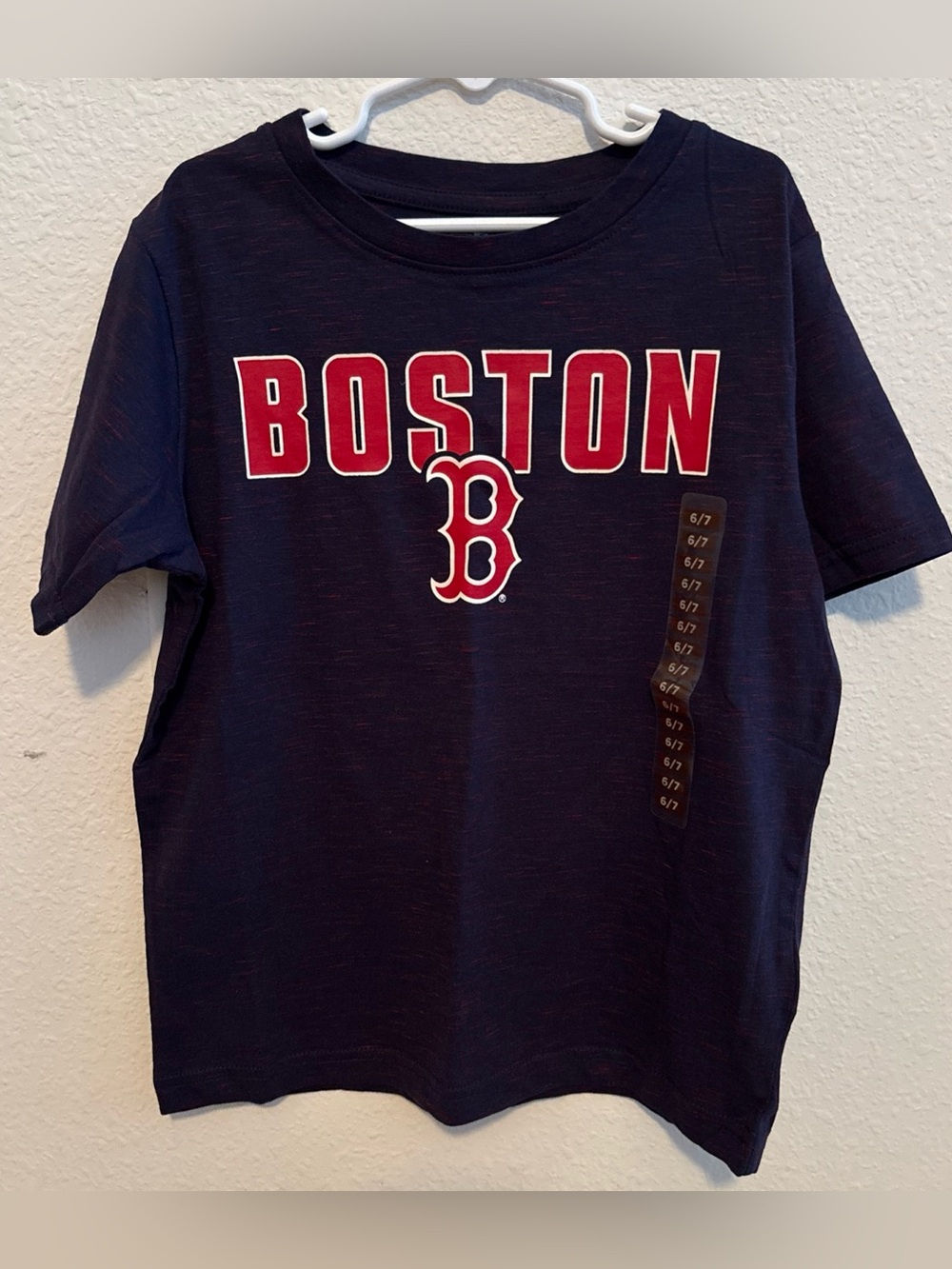 MLB Boston Red Sox Genuine Merchandise Youth 6/7 Navy & Red Logo Baseball Tshirt